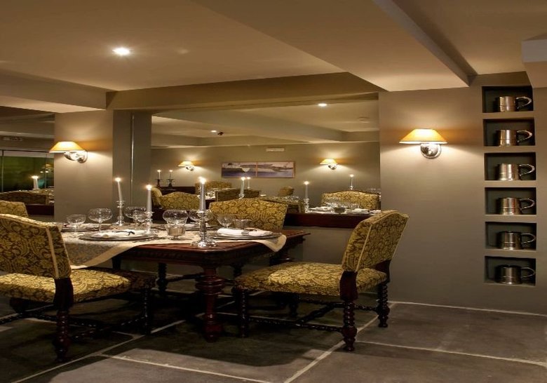 Hotel Le Convivial Luxury Suites & Spa