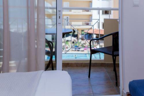 Sunny Bay Hotel