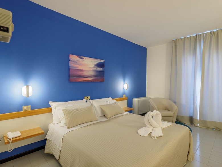 Hostal Athena Resort