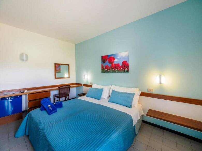 Hostal Athena Resort