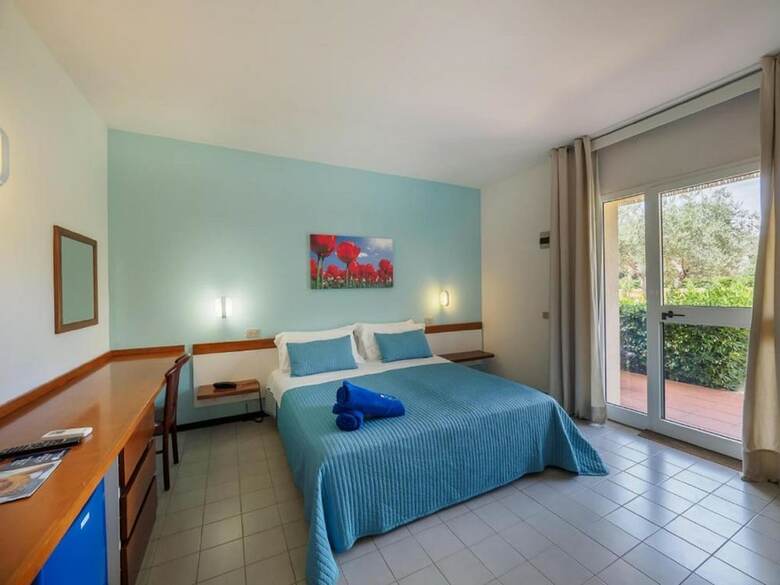 Hostal Athena Resort