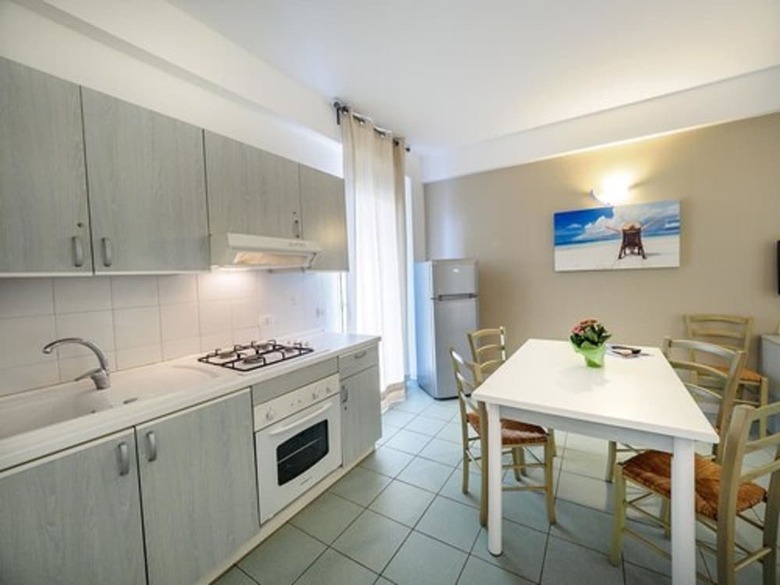Hostal Athena Resort