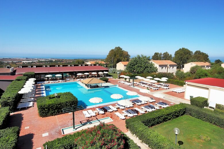 Hostal Athena Resort