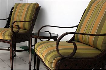 Hotel Grenadine House