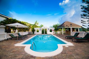 Hotel Grenadine House
