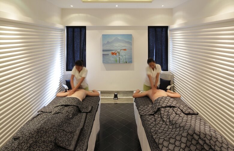 Hotel Shinta Mani Club