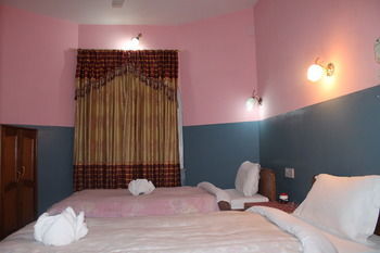 Hotel Fishtail Lodge