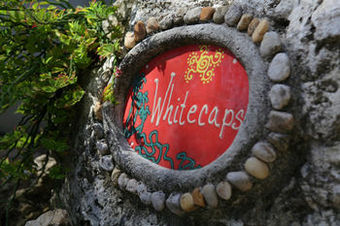 Villa White Caps