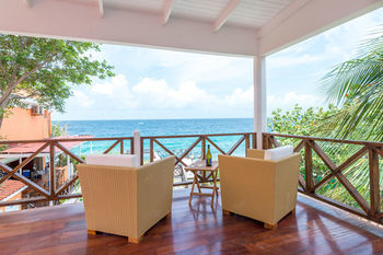 Hotel Scuba Lodge