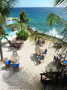 Hotel Scuba Lodge