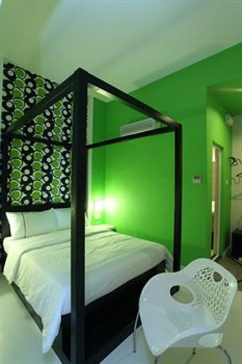 J Hotel