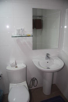 Hotel Kinabalu Pine Resorts