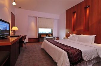 Parkcity Everly Hotel