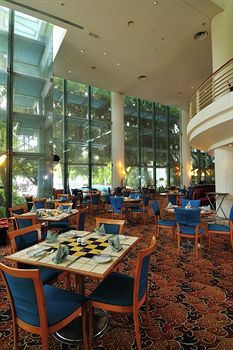 Parkcity Everly Hotel