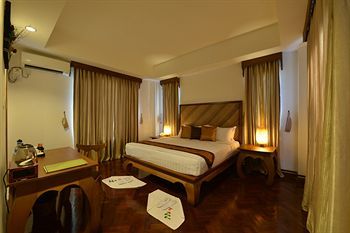 Zfreeti Hotel