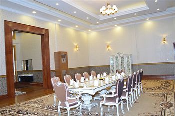 Royal President Hotel
