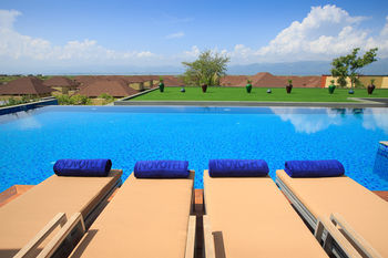 Hotel Novotel Inle Lake Myat Min