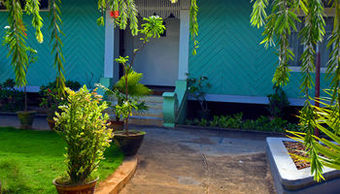 Kyaw Hotel