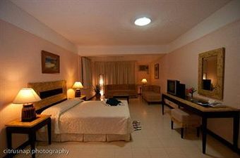 Matabungkay Beach Hotel