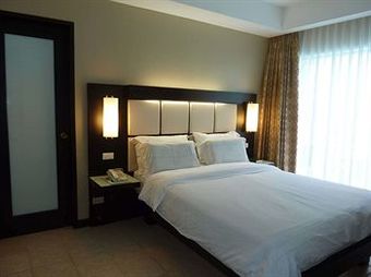 Circle Inn - Hotel & Suites