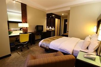Circle Inn - Hotel & Suites