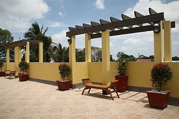 Lee Boutique Hotel