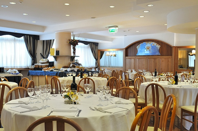 Hotel Pineta Palace