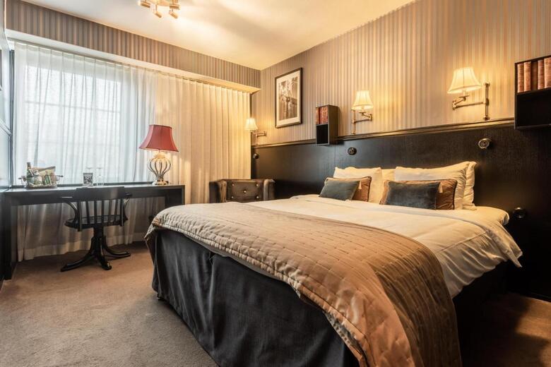 Hotel Mornington