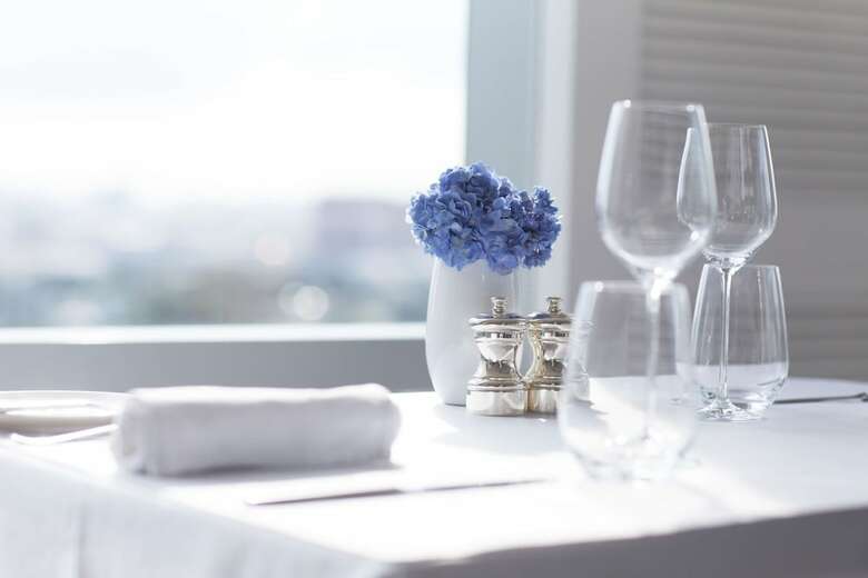 Hotel Raffles Makati