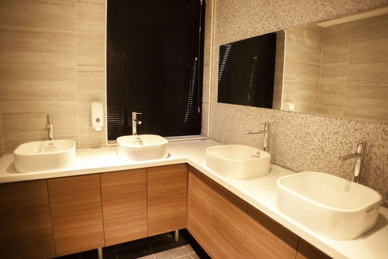 Luckyone Hostel