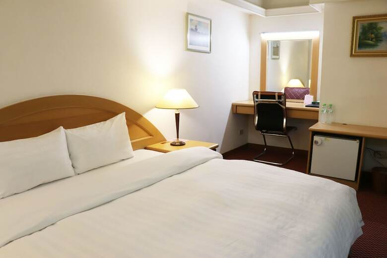 Oriental Hotel