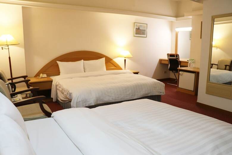 Oriental Hotel