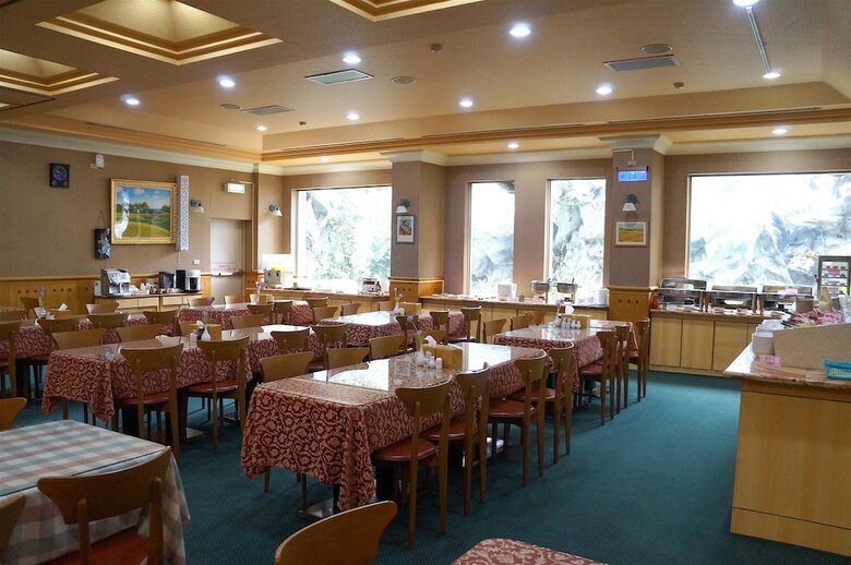 Oriental Hotel