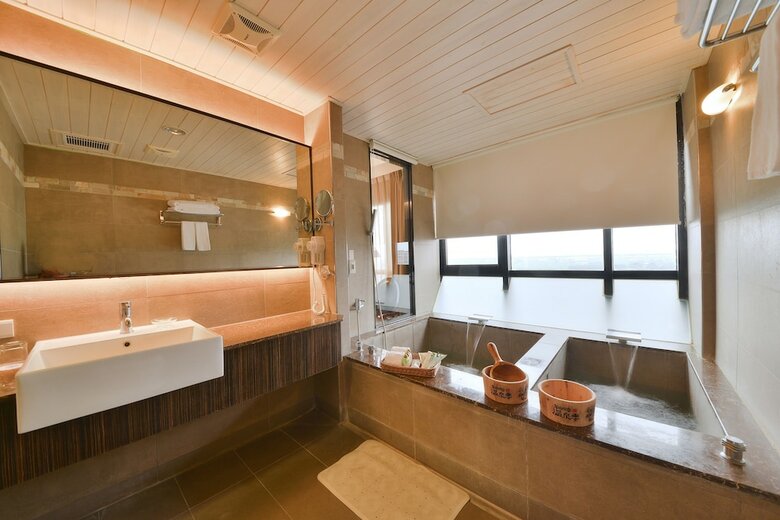 Resort One Hotel