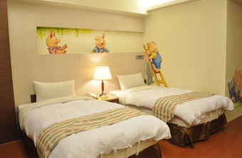 Waugh Den Hotel