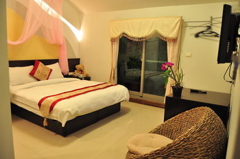 Warner Leisure Hotel
