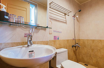 Mei Hsiao Yuen Hostel