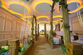 Holiday One Hotel