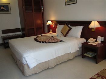 First Hotel Ho Chi Minh