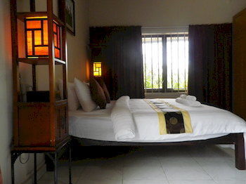 Hotel Manor House