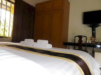 Hotel Manor House