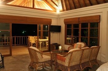 Cape Shark Pool Villas