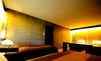 Hotel Aurora Resort