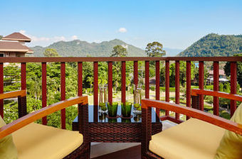 Hotel Romantic Resort And Spa