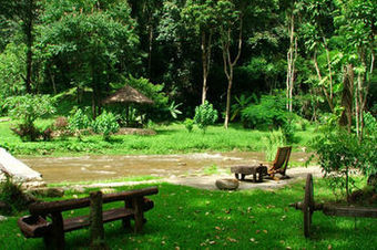 Hotel Tharnthong Lodges
