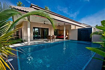 Thai Thani Pool Villa Resort
