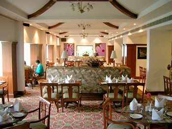 Hotel The Royal Plaza Gangtok
