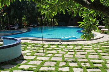 Hotel Hoysala Village Resort