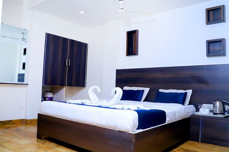 Hotel Alka Residency