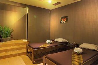 Maqna Hotel